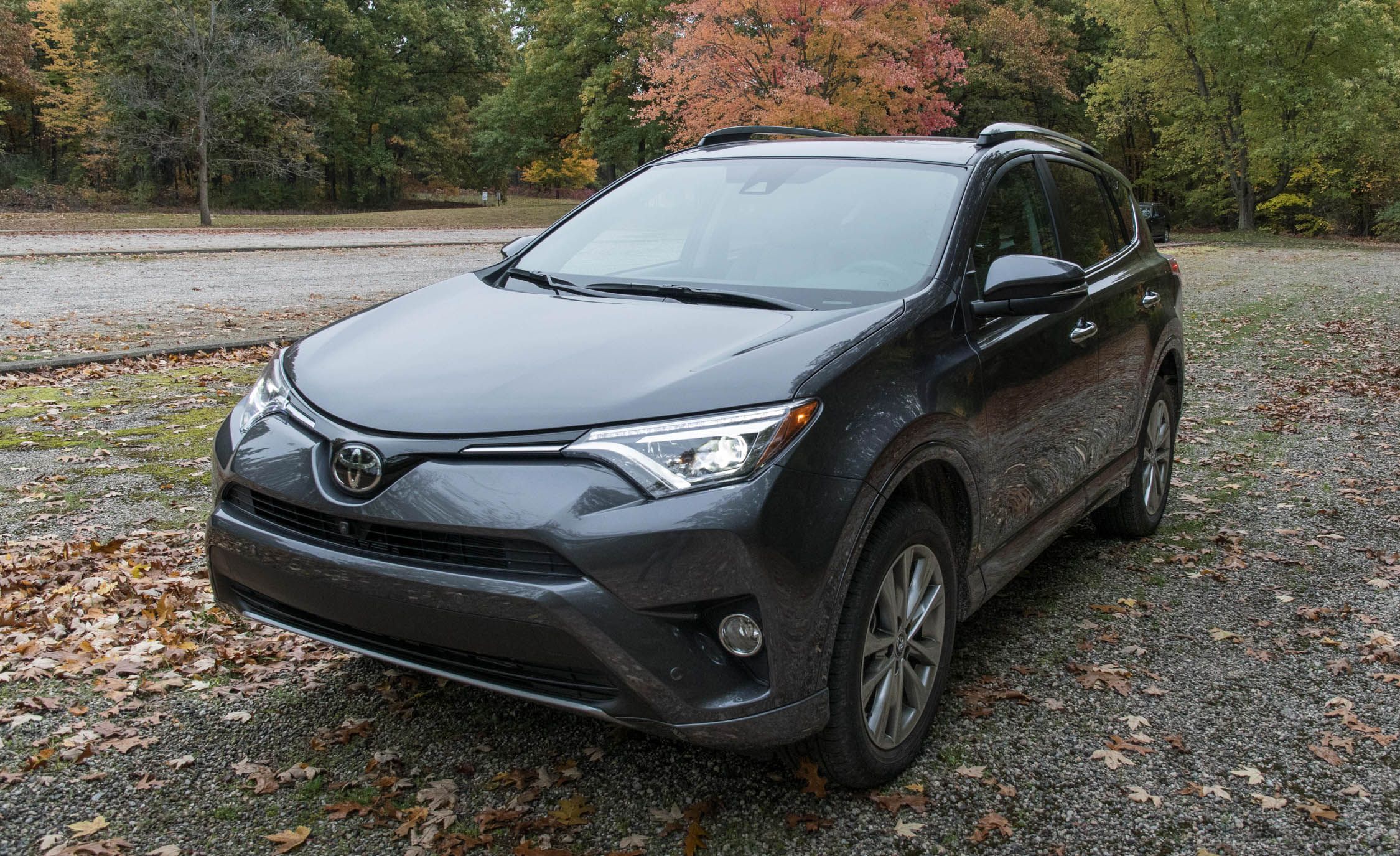 2017_toyota_rav4_platinum_awd_101